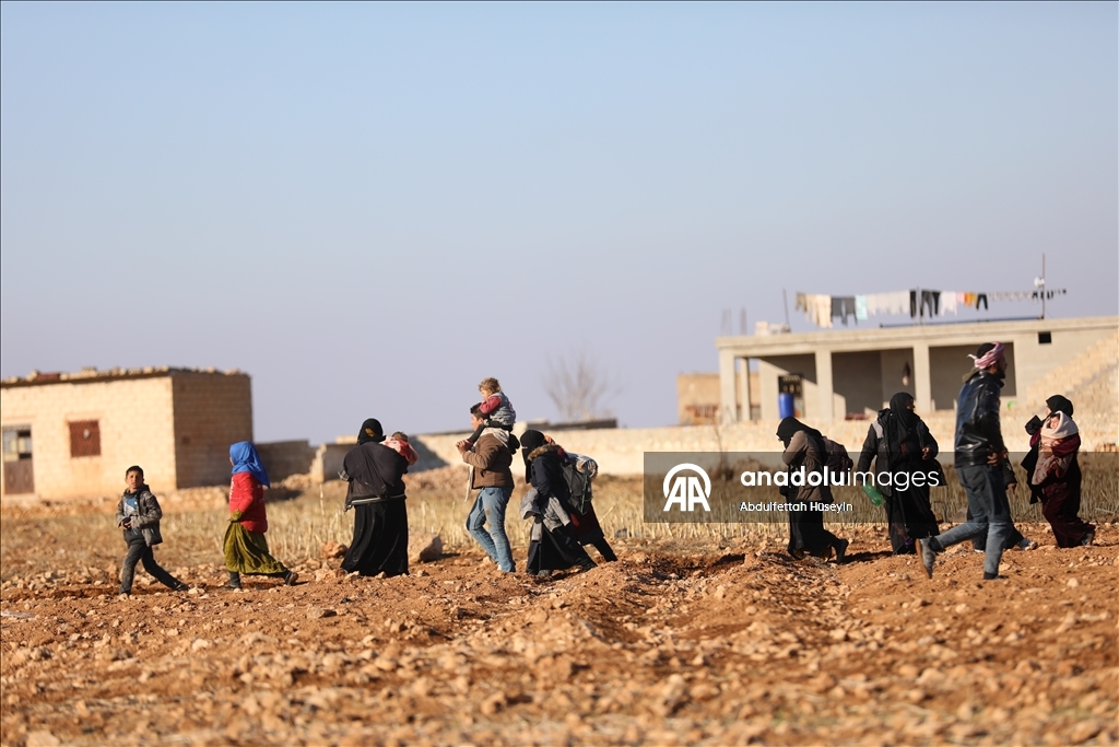 Около 1000 семей смогли покинуть район Дейр - Хафир, оккупированный YPG/SDG в Сирии