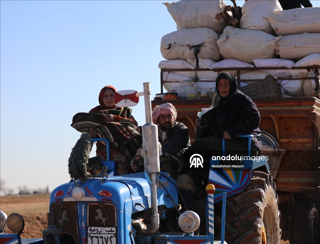 Около 1000 семей смогли покинуть район Дейр - Хафир, оккупированный YPG/SDG в Сирии