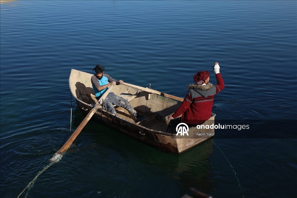 الأناضول ترصد مغادرة أسر سورية منطقة دير حافر بريف حلب