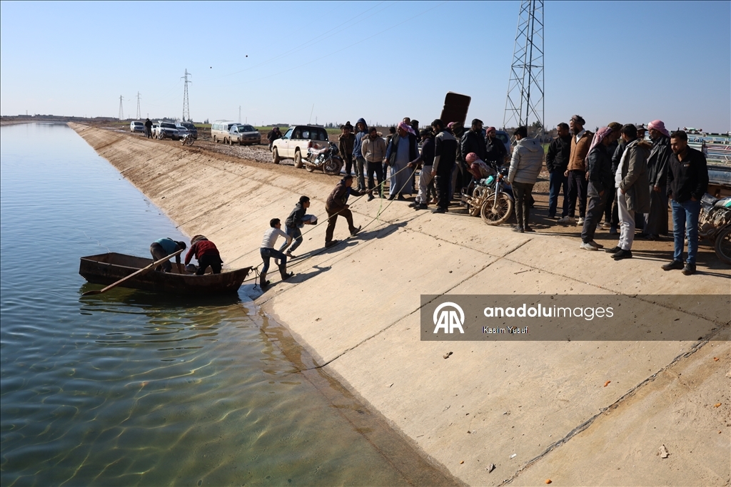 الأناضول ترصد مغادرة أسر سورية منطقة دير حافر بريف حلب