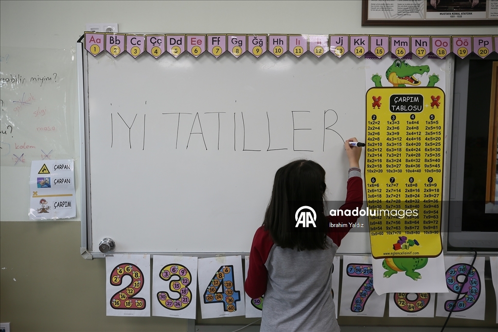 Okullarda karne heyecanı