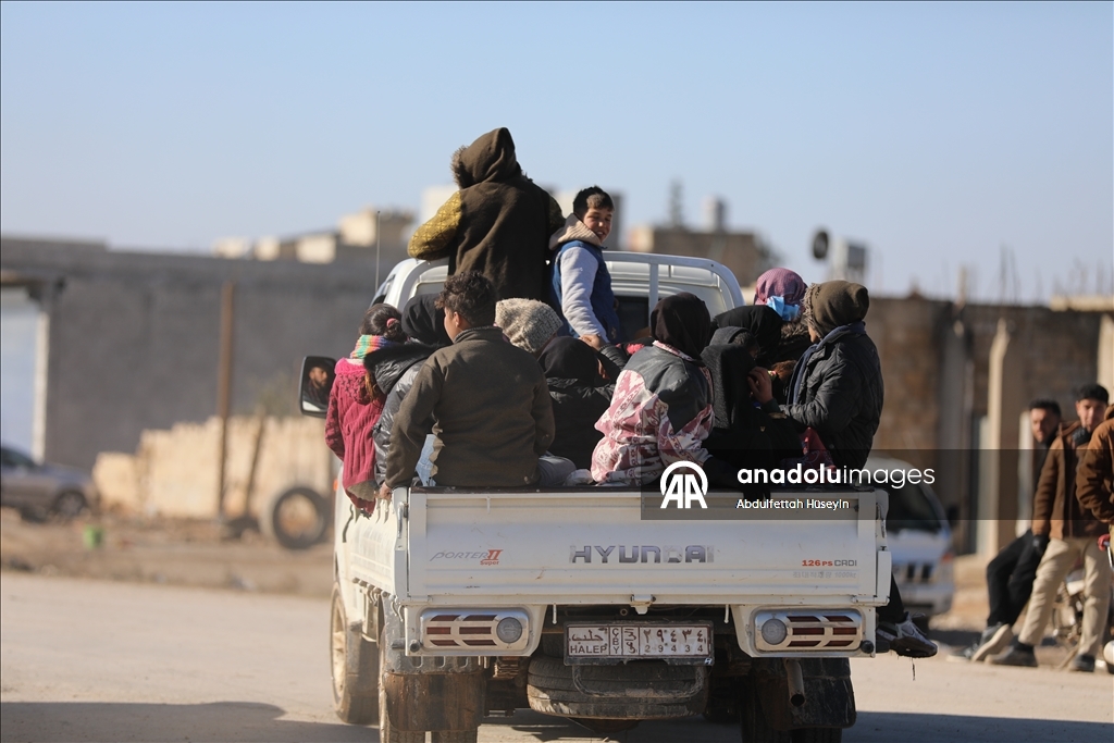 Около 1000 семей смогли покинуть район Дейр - Хафир, оккупированный YPG/SDG в Сирии