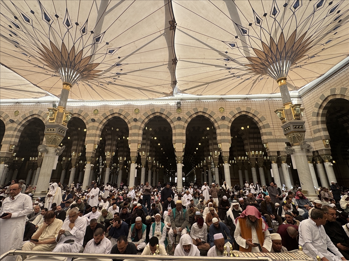 Friday Prayer at Masjid al Nabawi in Madinah