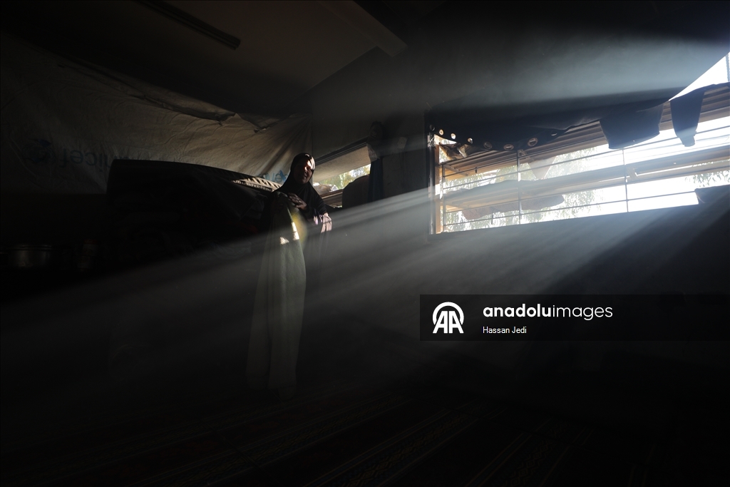 Gazze'deki Bureyc Kampı’nda yıkımın gölgesinde günlük yaşam