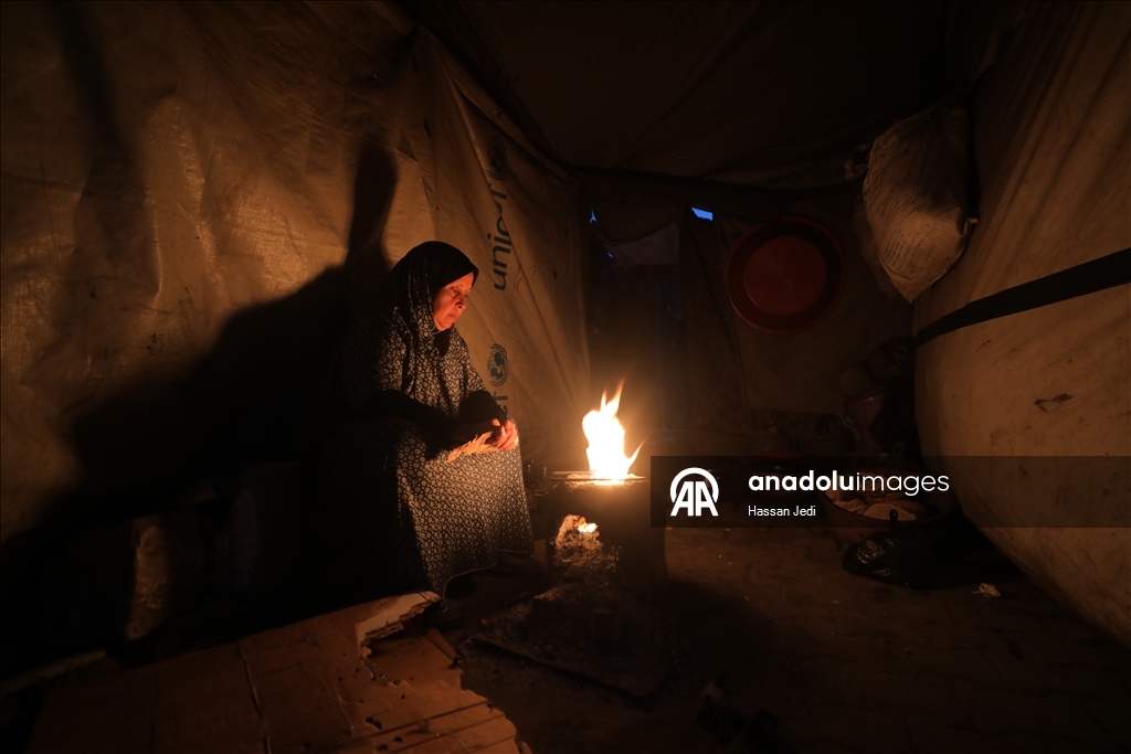 Gazze'deki Bureyc Kampı’nda yıkımın gölgesinde günlük yaşam