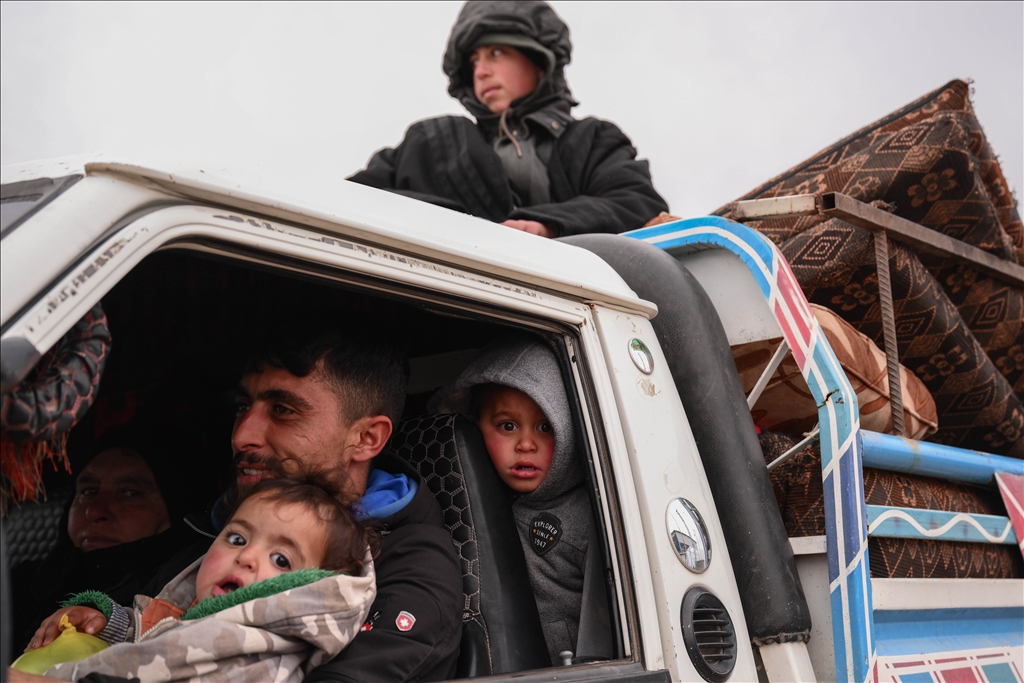 Suriyeliler, ordunun Deyr Hafir’de güvenliği sağlamasının ardından evlerine dönmeye başladı