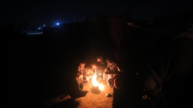 Gazze'deki Bureyc Kampı’nda yıkımın gölgesinde günlük yaşam