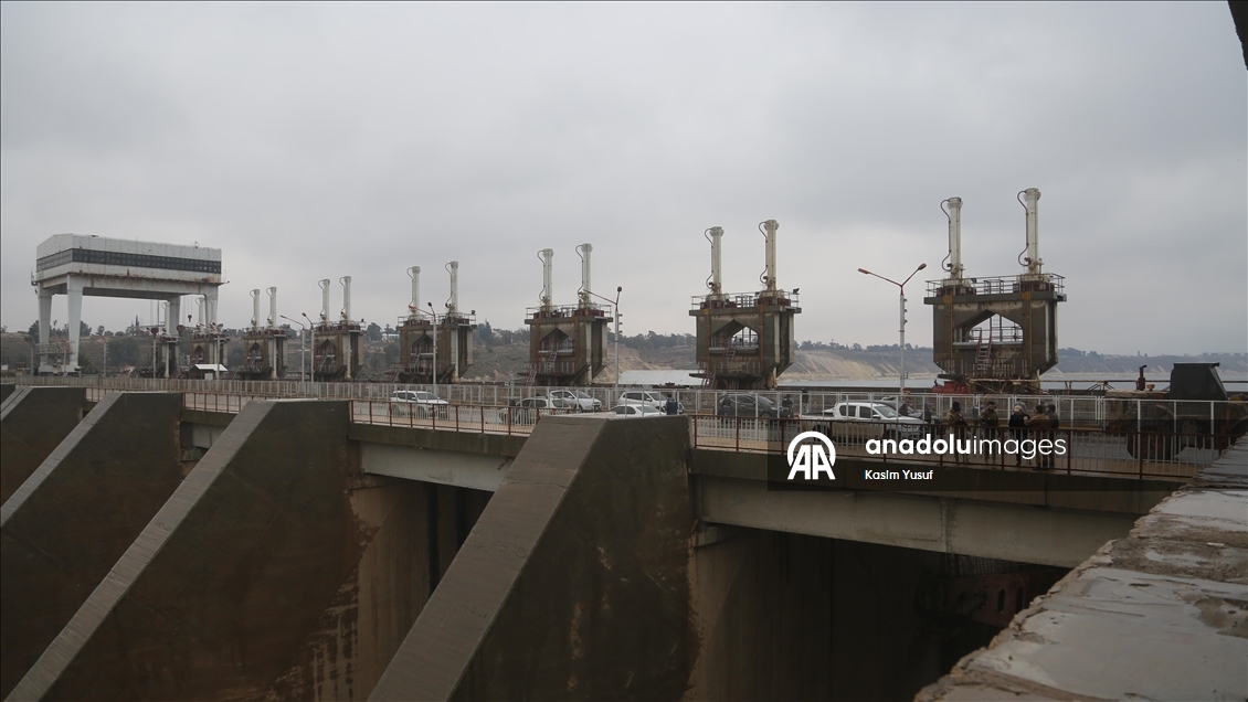 Suriye ordusu Fırat barajında kontrolü ele geçirdi