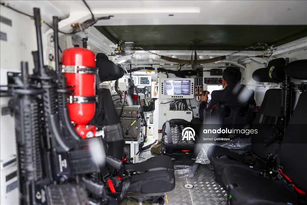 В Турции представили первый отечественный электрический БТР E-ZPT