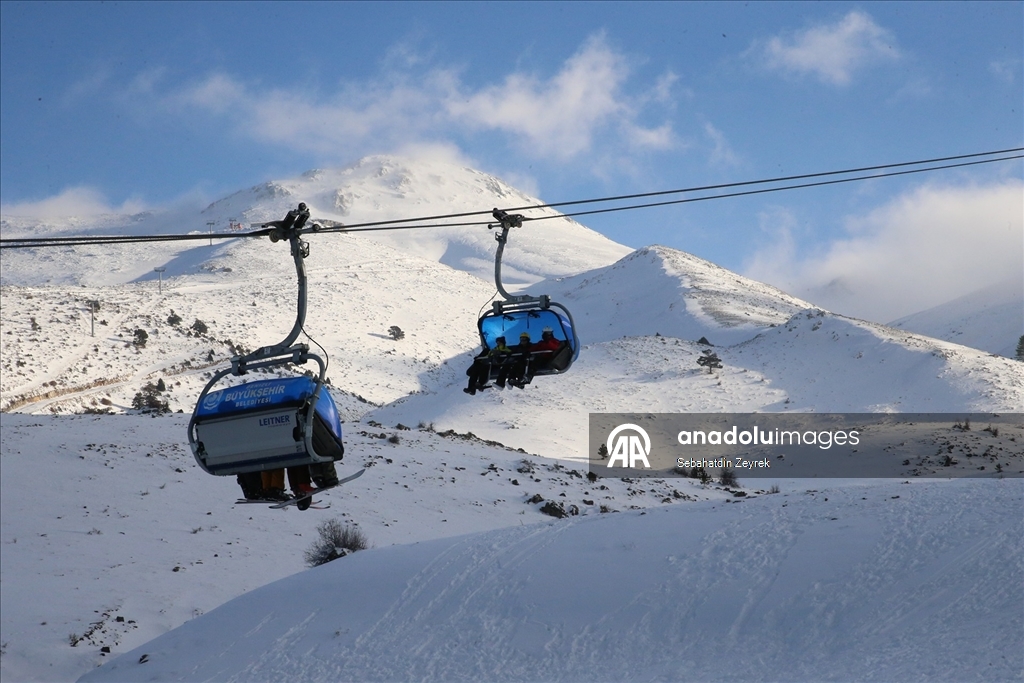 Denizli Kayak Merkezi sezonu açıldı