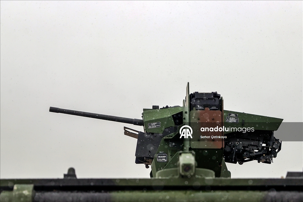 В Турции представили первый отечественный электрический БТР E-ZPT