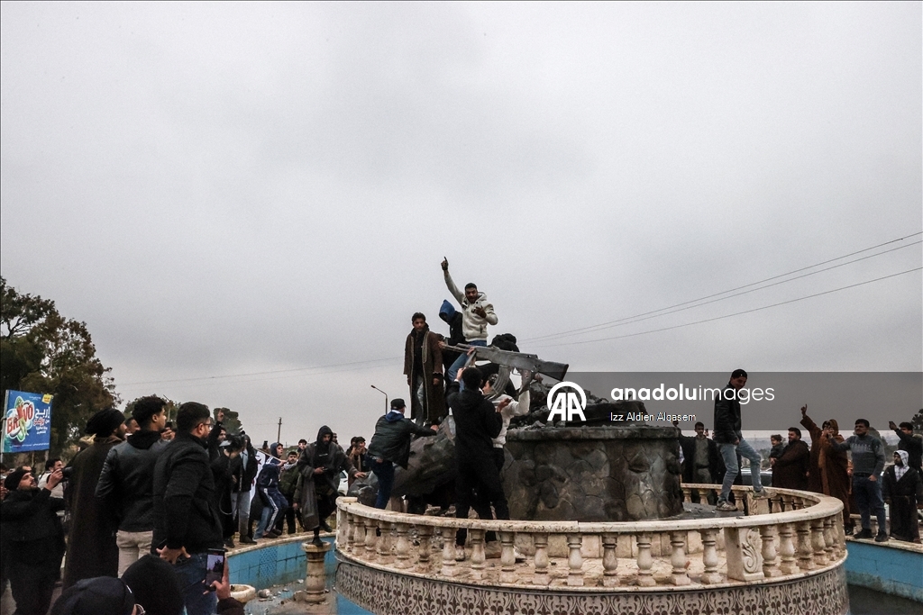 Жители сирийской Табки празднуют освобождение города от YPG/SDG