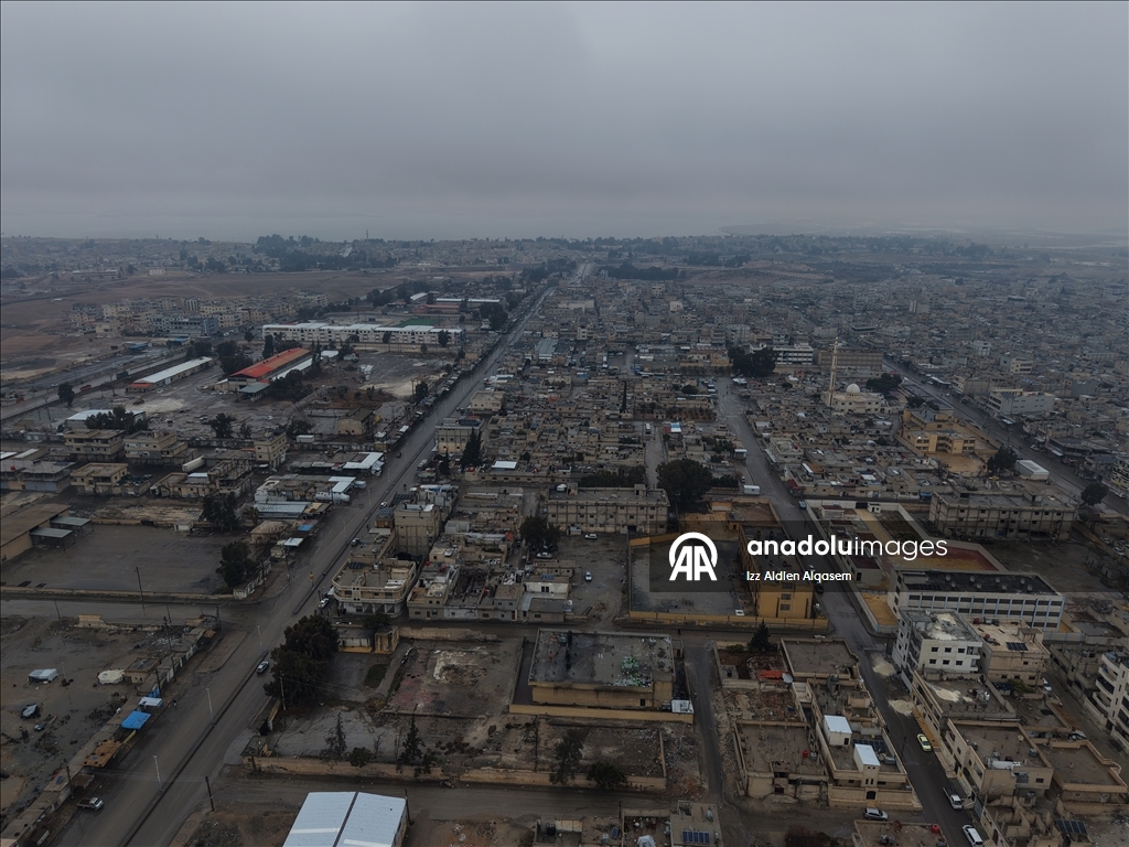 AA, Rakka'nın Tabka ilçesini havadan görüntüledi