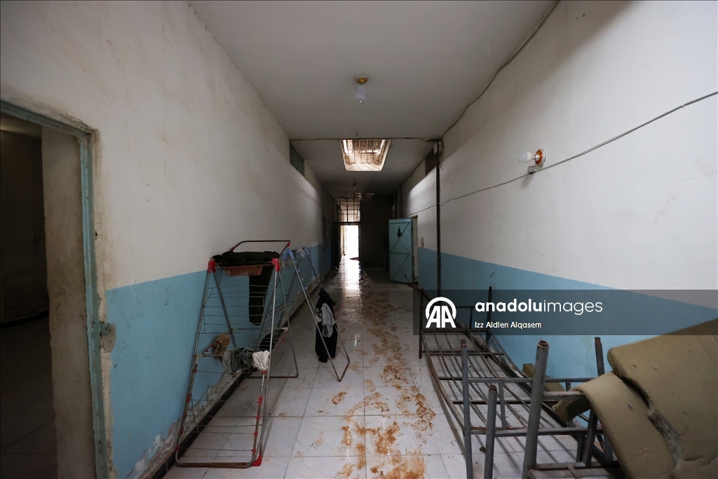 AA, Suriye'nin Tabka ilçesindeki terör örgütü YPG/SDG hapishanesini görüntüledi