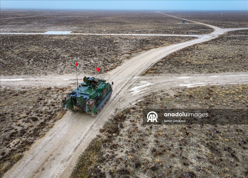 В Турции представили первый отечественный электрический БТР E-ZPT