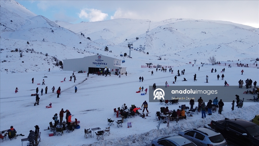 Denizli Kayak Merkezi sezonu açıldı