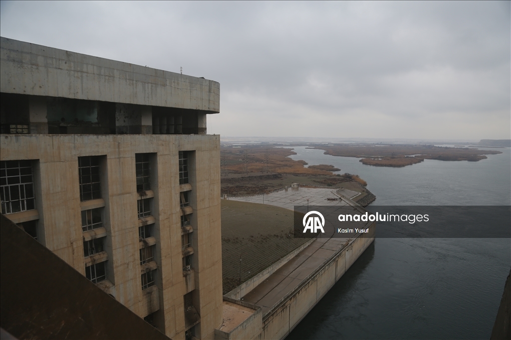 Suriye ordusu Fırat barajında kontrolü ele geçirdi