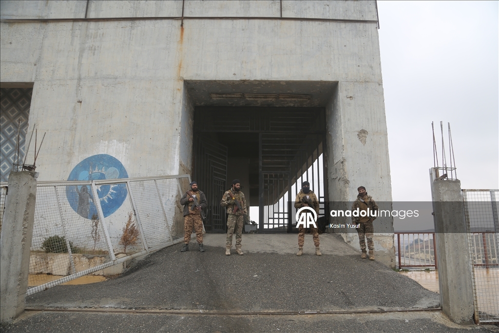 Suriye ordusu Fırat barajında kontrolü ele geçirdi