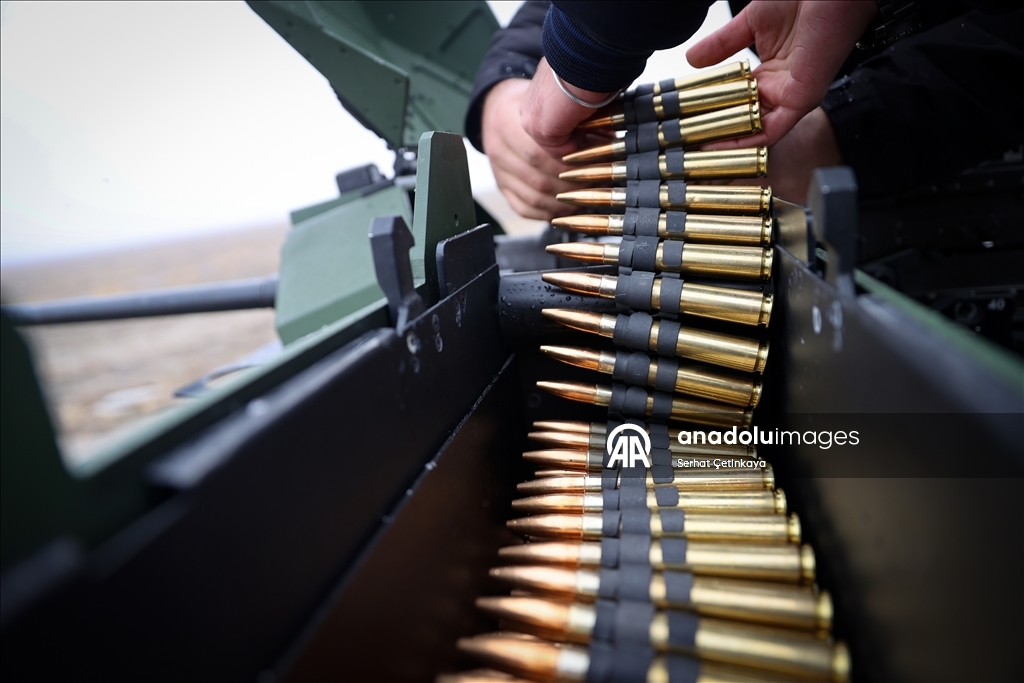 В Турции представили первый отечественный электрический БТР E-ZPT