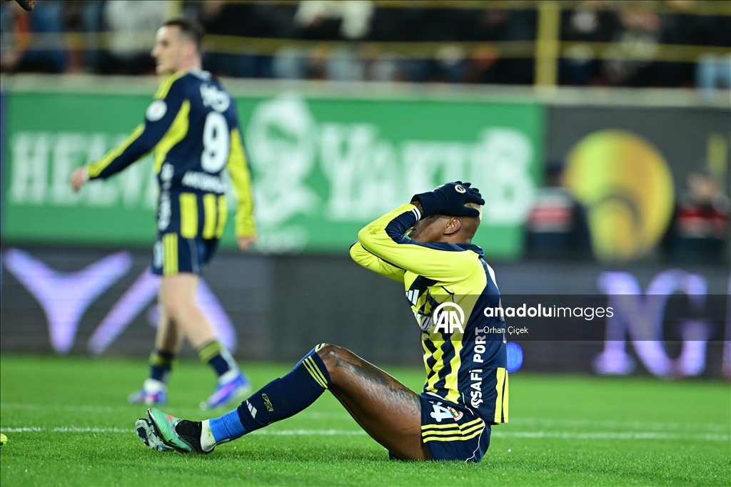 Corendon Alanyaspor - Fenerbahçe