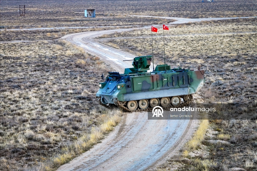 В Турции представили первый отечественный электрический БТР E-ZPT