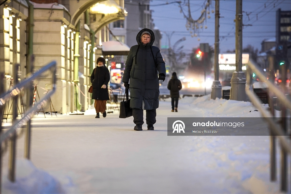 Novosibirsk'de termometreler eksi 30 gösteriyor 