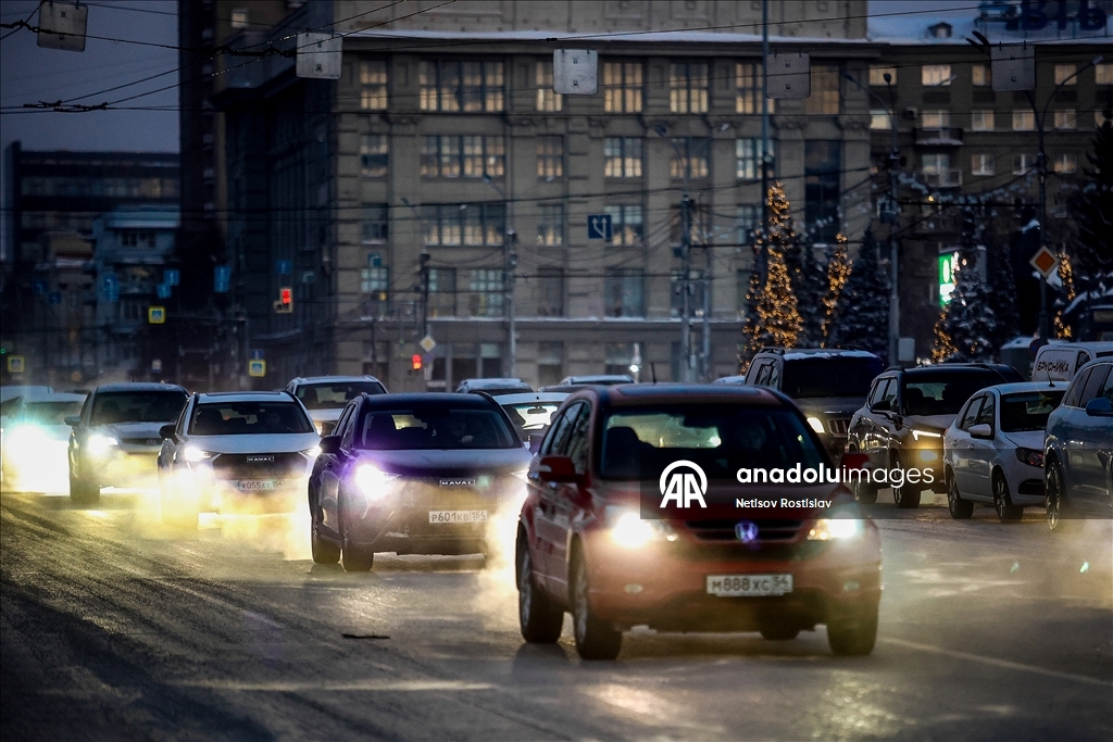 Novosibirsk'de termometreler eksi 30 gösteriyor 