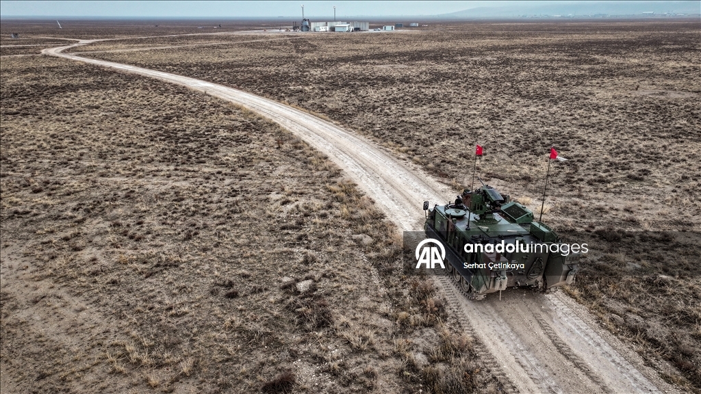 В Турции представили первый отечественный электрический БТР E-ZPT