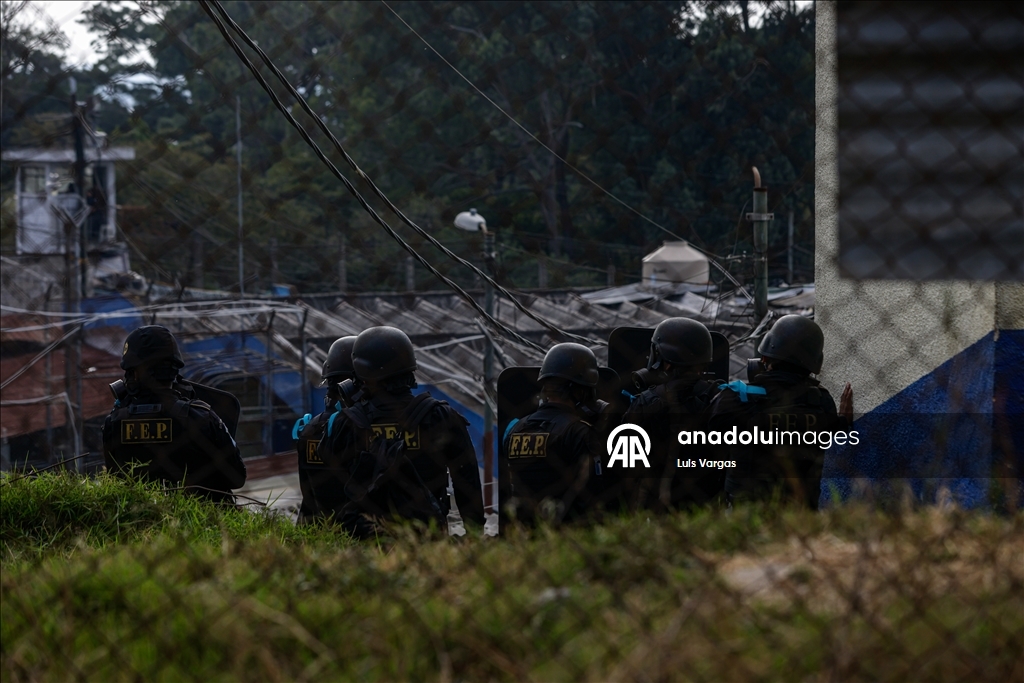 Власти Гватемалы взяли под контроль ситуацию после тюремного бунта