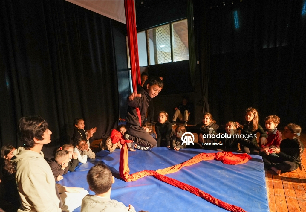 "الحرية".. مسرح في جنين عطلته إسرائيل فأحياه أطفال فلسطين‎