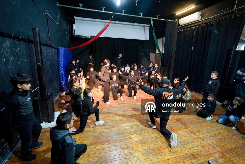 "الحرية".. مسرح في جنين عطلته إسرائيل فأحياه أطفال فلسطين‎