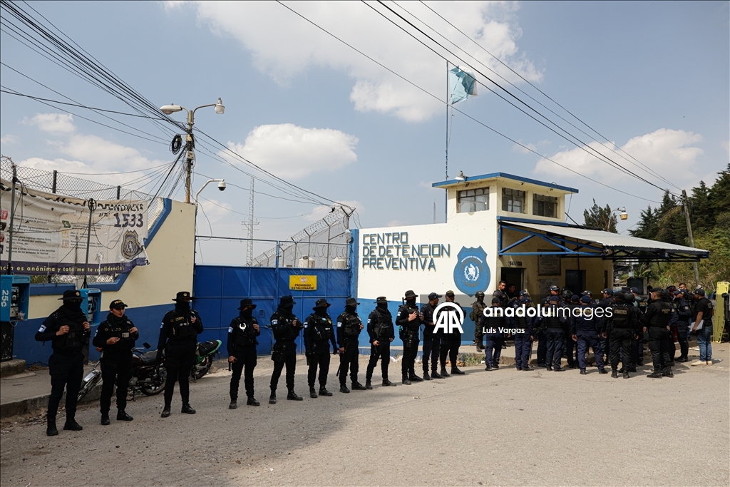 Власти Гватемалы взяли под контроль ситуацию после тюремного бунта