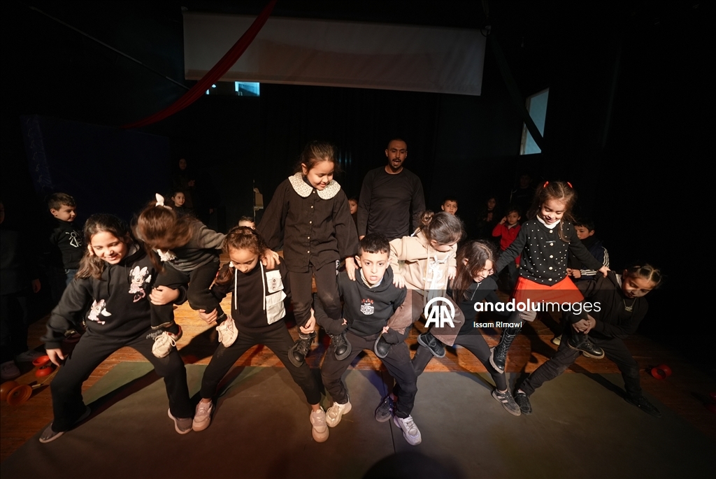 "الحرية".. مسرح في جنين عطلته إسرائيل فأحياه أطفال فلسطين‎