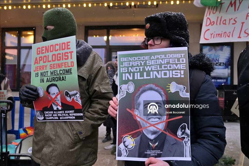 Пропалестинские активисты в США протестуют против шоу комика Джерри Сейнфелда