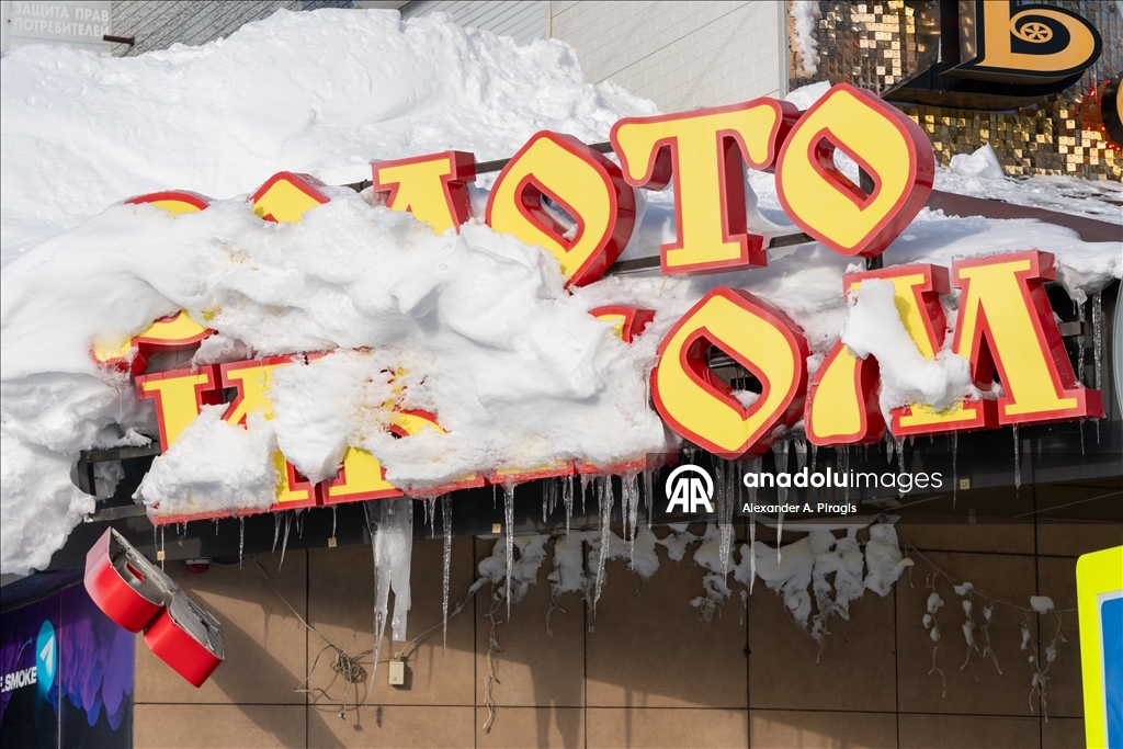 Kamchatka Peninsula experiences the heaviest snowfall in the last 30 years