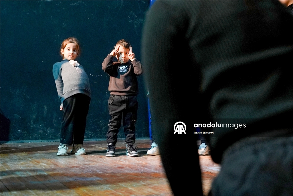 "الحرية".. مسرح في جنين عطلته إسرائيل فأحياه أطفال فلسطين‎