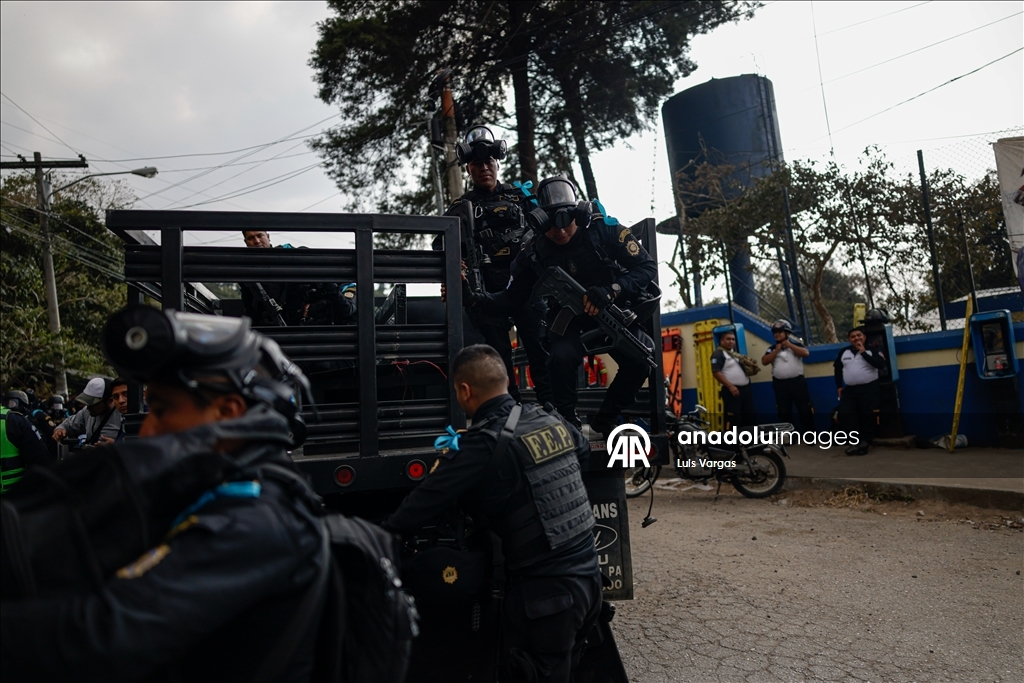 Власти Гватемалы взяли под контроль ситуацию после тюремного бунта