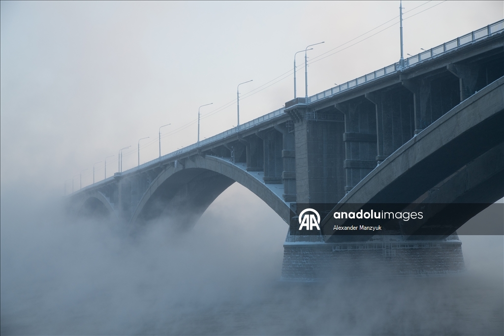 Rusya’daki Krasnoyarsk kentinde hava sıcaklığı eksi 40 dereceye düştü