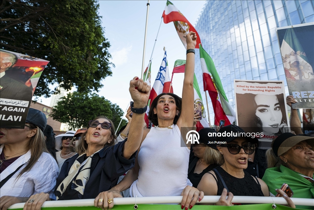 В Лос-Анджелесе прошла акция солидарности с иранским народом