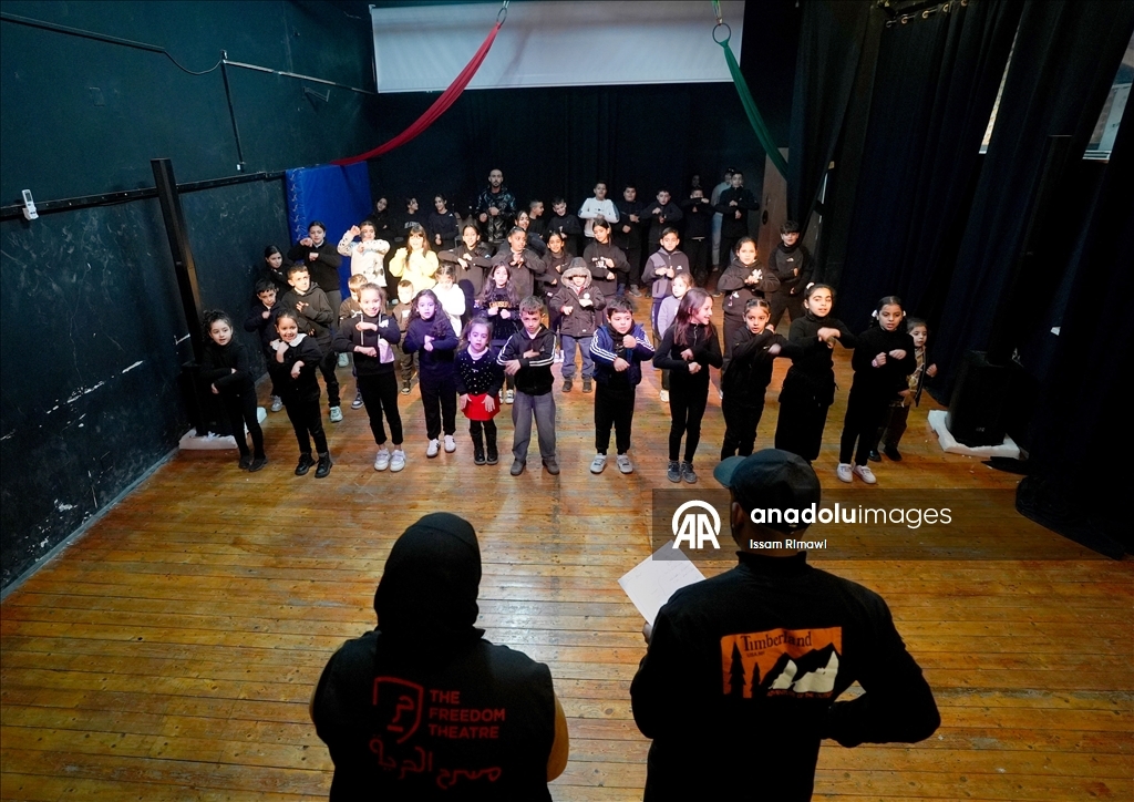 "الحرية".. مسرح في جنين عطلته إسرائيل فأحياه أطفال فلسطين‎