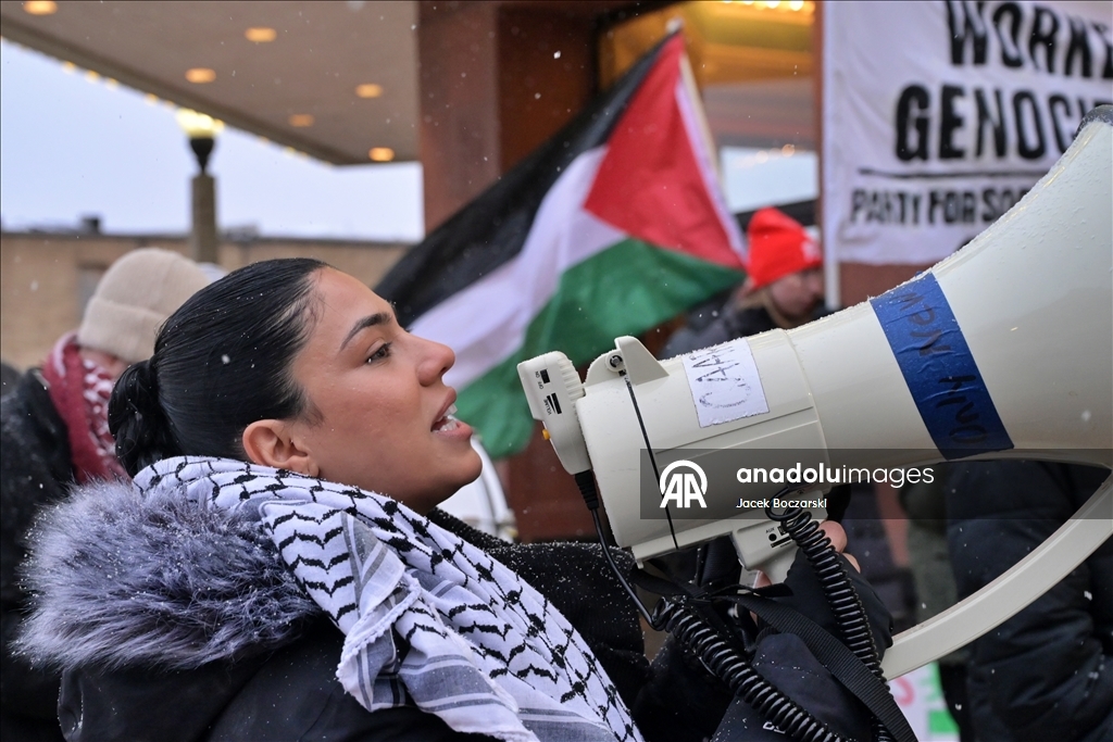 Пропалестинские активисты в США протестуют против шоу комика Джерри Сейнфелда