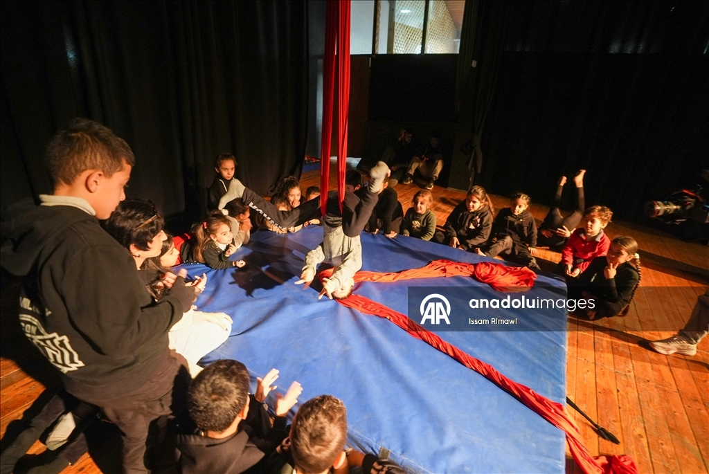 "الحرية".. مسرح في جنين عطلته إسرائيل فأحياه أطفال فلسطين‎