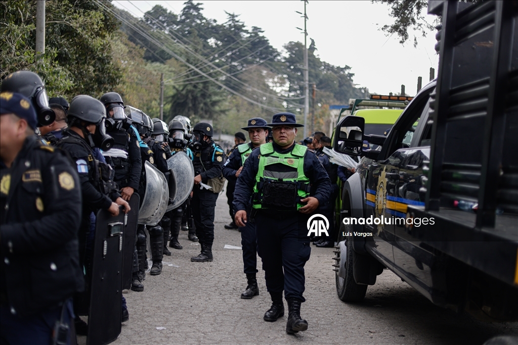 Власти Гватемалы взяли под контроль ситуацию после тюремного бунта