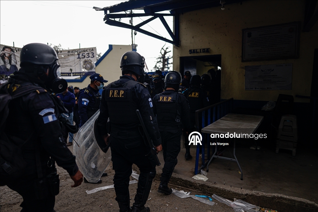 Власти Гватемалы взяли под контроль ситуацию после тюремного бунта