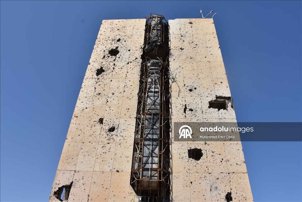 Sudan'ın başkenti Hartum'daki önemli kamu kurumları HDK tarafından kışlaya ve hapishaneye çevrildi