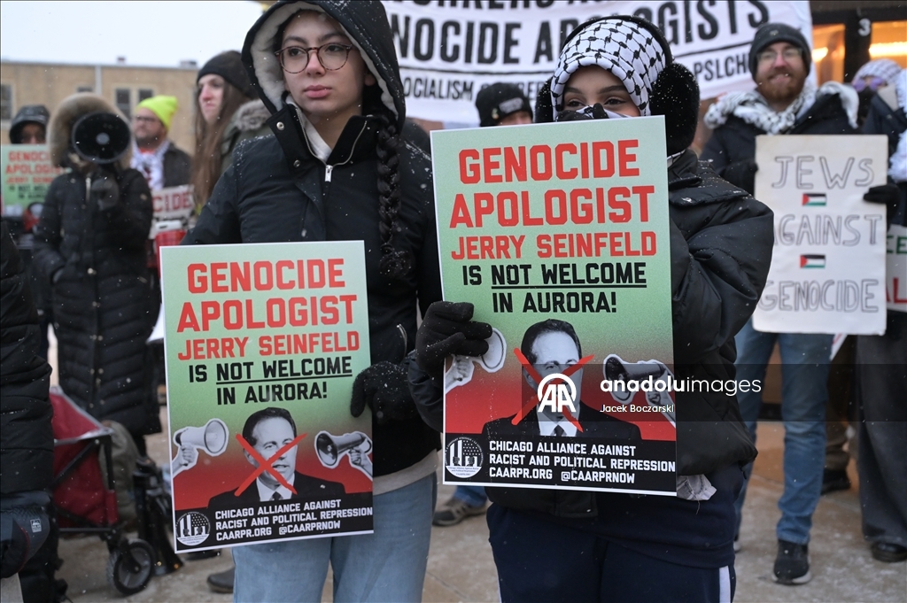 Пропалестинские активисты в США протестуют против шоу комика Джерри Сейнфелда