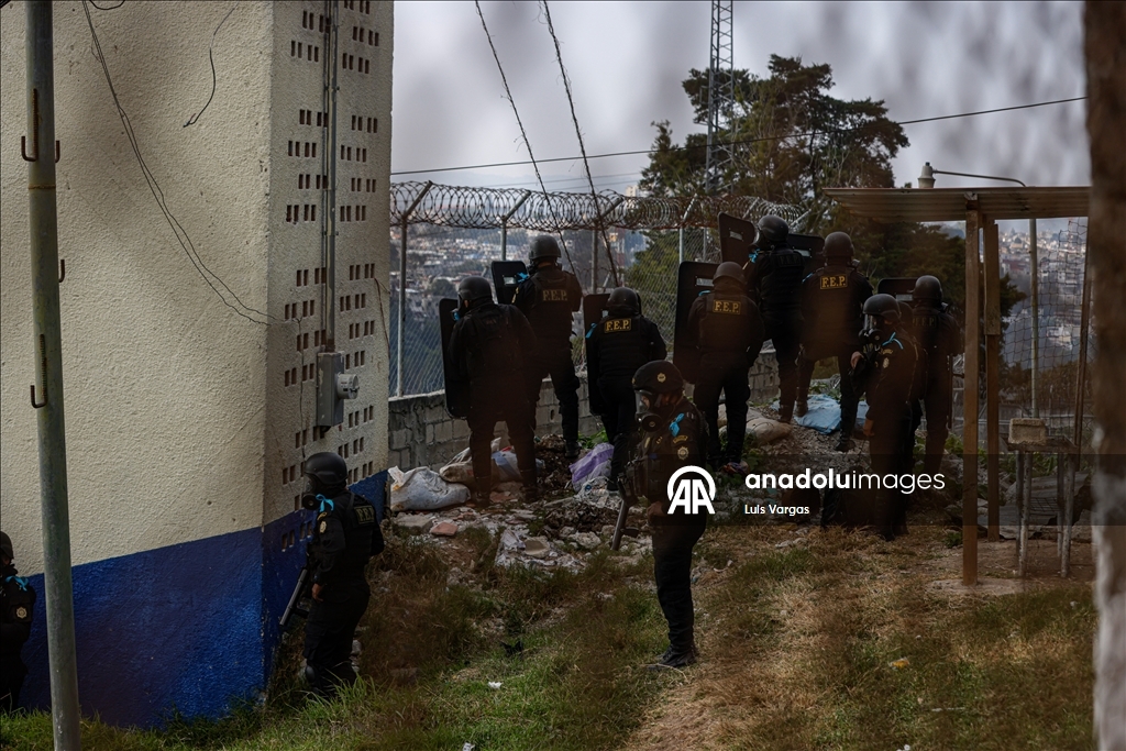 Власти Гватемалы взяли под контроль ситуацию после тюремного бунта