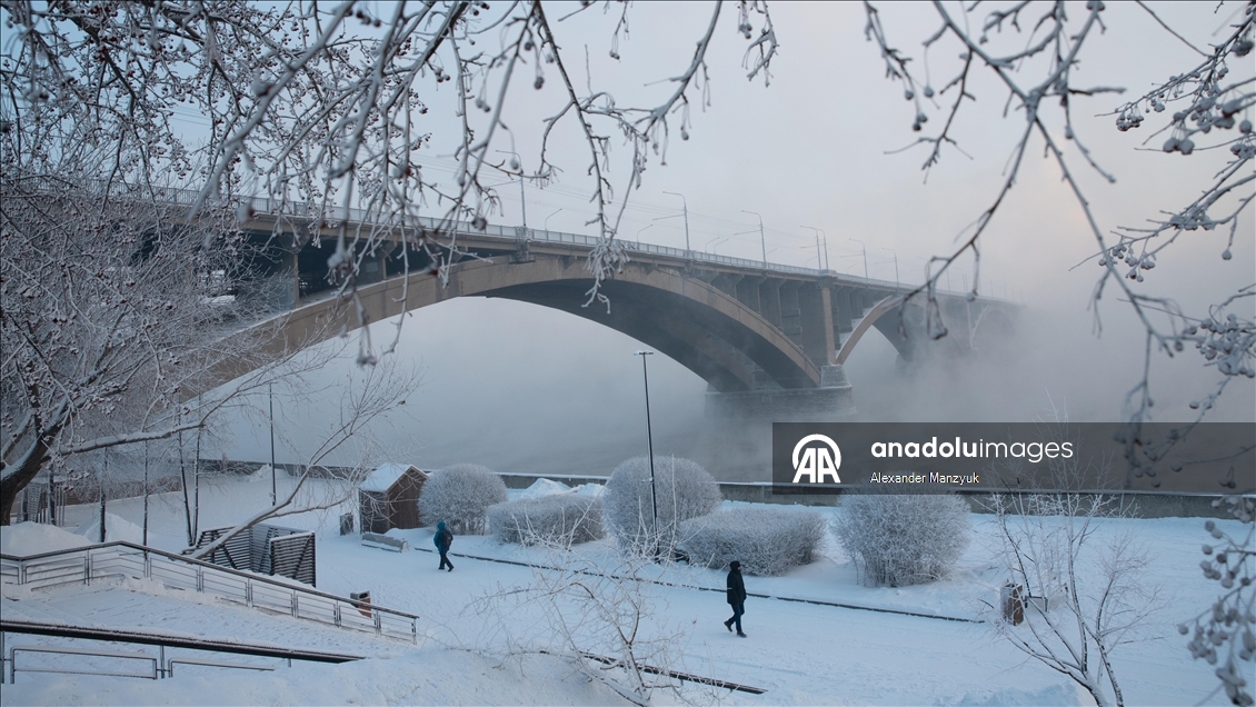 Rusya’daki Krasnoyarsk kentinde hava sıcaklığı eksi 40 dereceye düştü