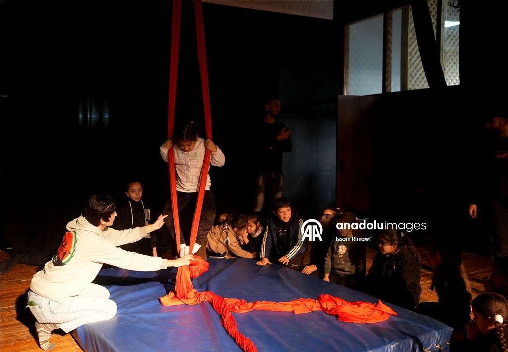 "الحرية".. مسرح في جنين عطلته إسرائيل فأحياه أطفال فلسطين‎