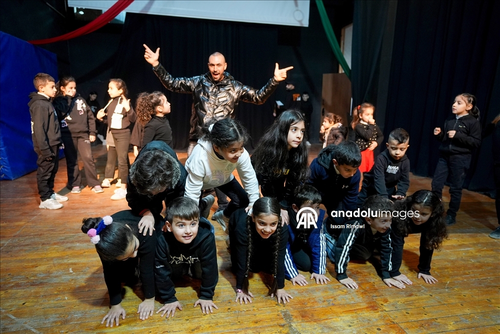 "الحرية".. مسرح في جنين عطلته إسرائيل فأحياه أطفال فلسطين‎